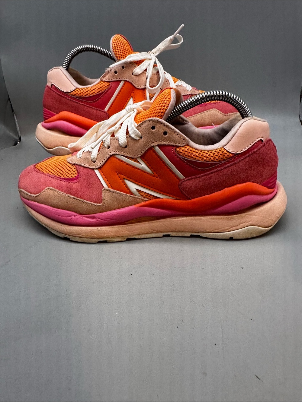 Rare Women's New Balance Shoes 57/40 Exclusive "Valentine's Day" W574OVDA SZ 9.5